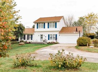 1055 Azalea Dr, Jackson, MI 49201