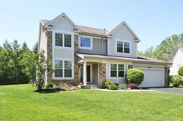 1990 Merlot Ct photo 1