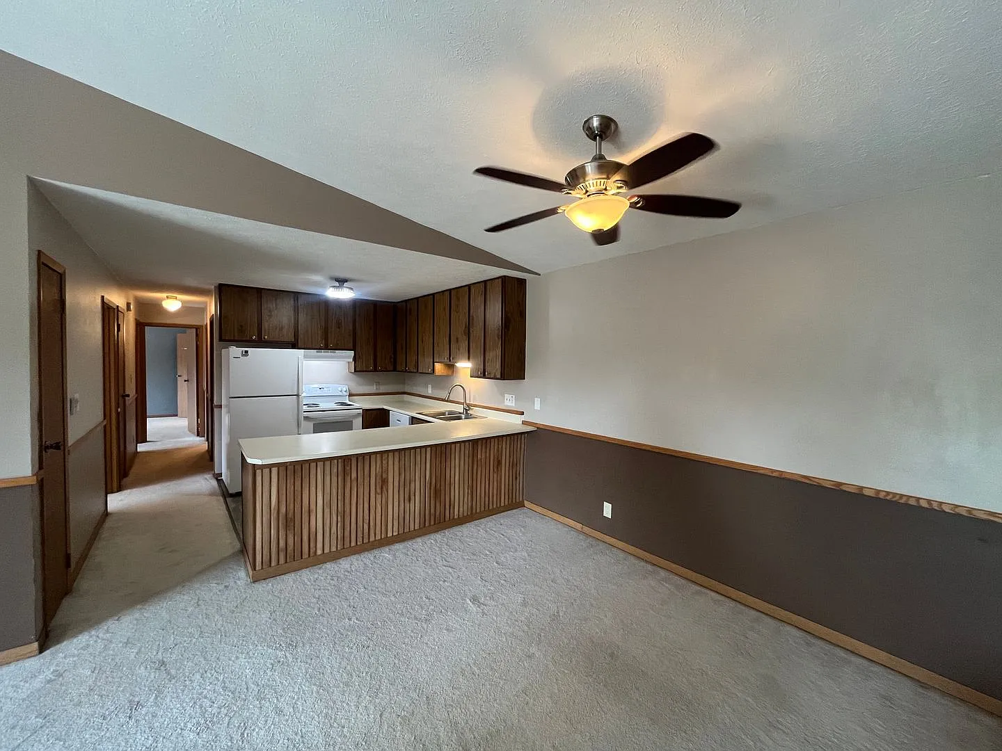 West Lafayette 2-Bedroom Apartment | All-Electric | Near Purdue, Parks & Shopping — Photo 4