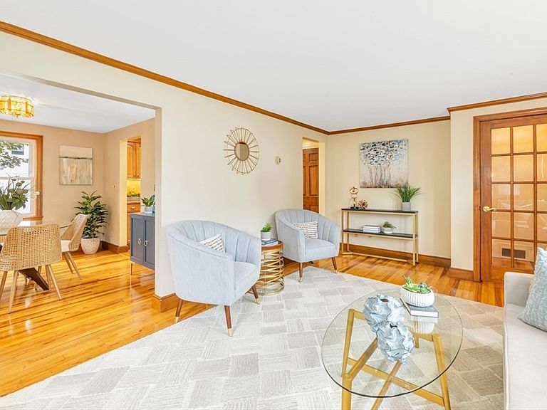 20 Paragon Rd