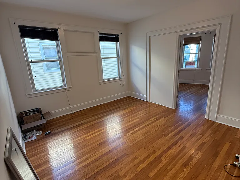 404 E Kinney St #2 — Photo 6