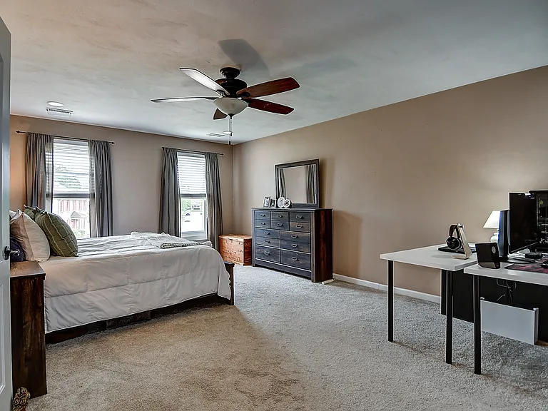 4744 Longmont Rd — Photo 31