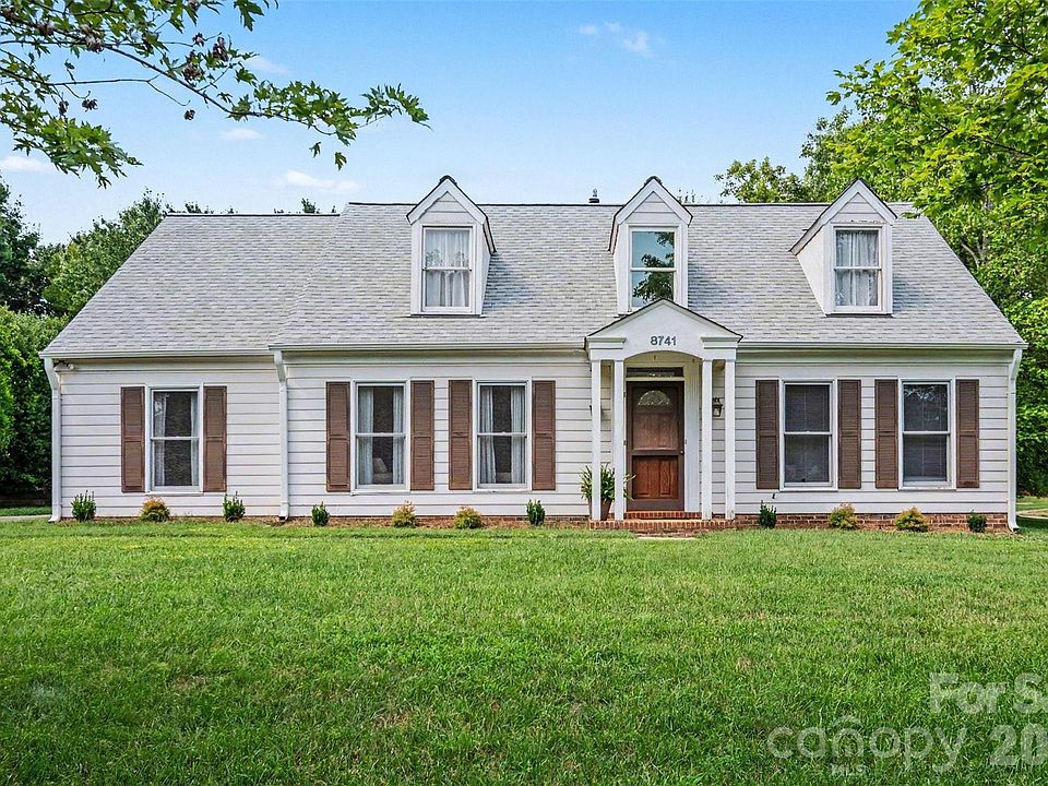 1st image of 8741 Fieldgate Dr