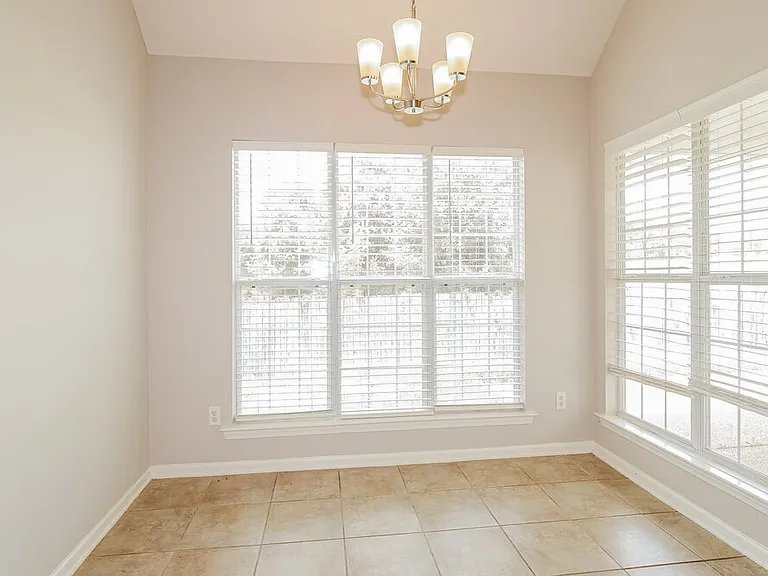 11662 Underwood Dr — Photo 7
