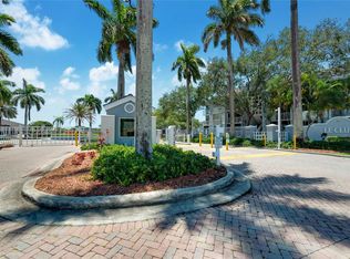 8640 SW 212th St APT 106, Cutler Bay, FL 33189