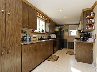 91 Mase Rd, Lake Hopatcong, NJ 07849