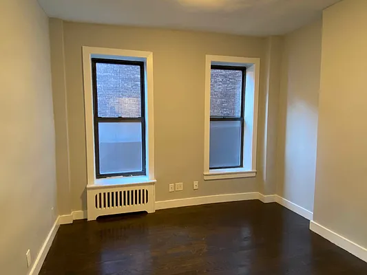 Rented by Tourma Realty LLC | media 27