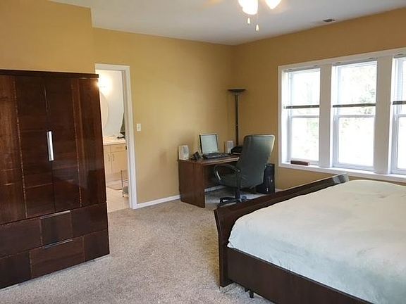 4th image of 1050 W Dakin St APT 2C