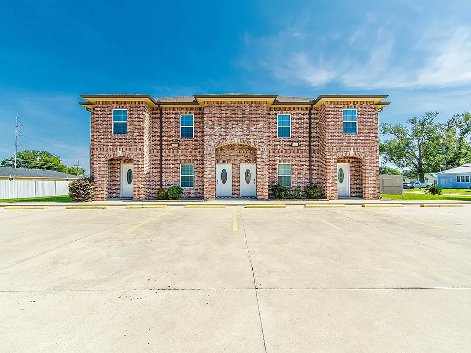 151 Dixie Ave