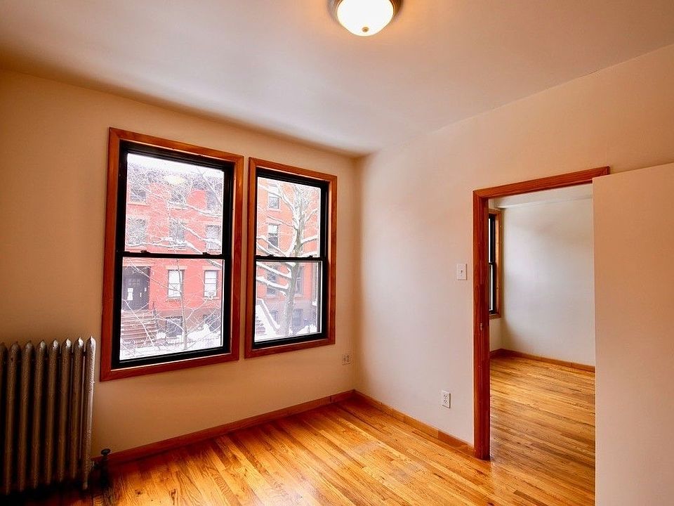 1st image of 40 Wyckoff St APT 18