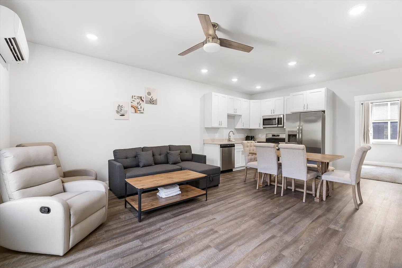3 bed, 3.0 bath, $10,353 — Photo 3