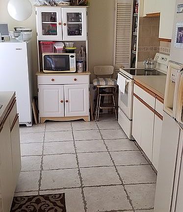 4th image of 4821 Taylor St N