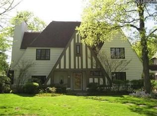 3176 Falmouth Rd, Shaker Heights, OH 44122