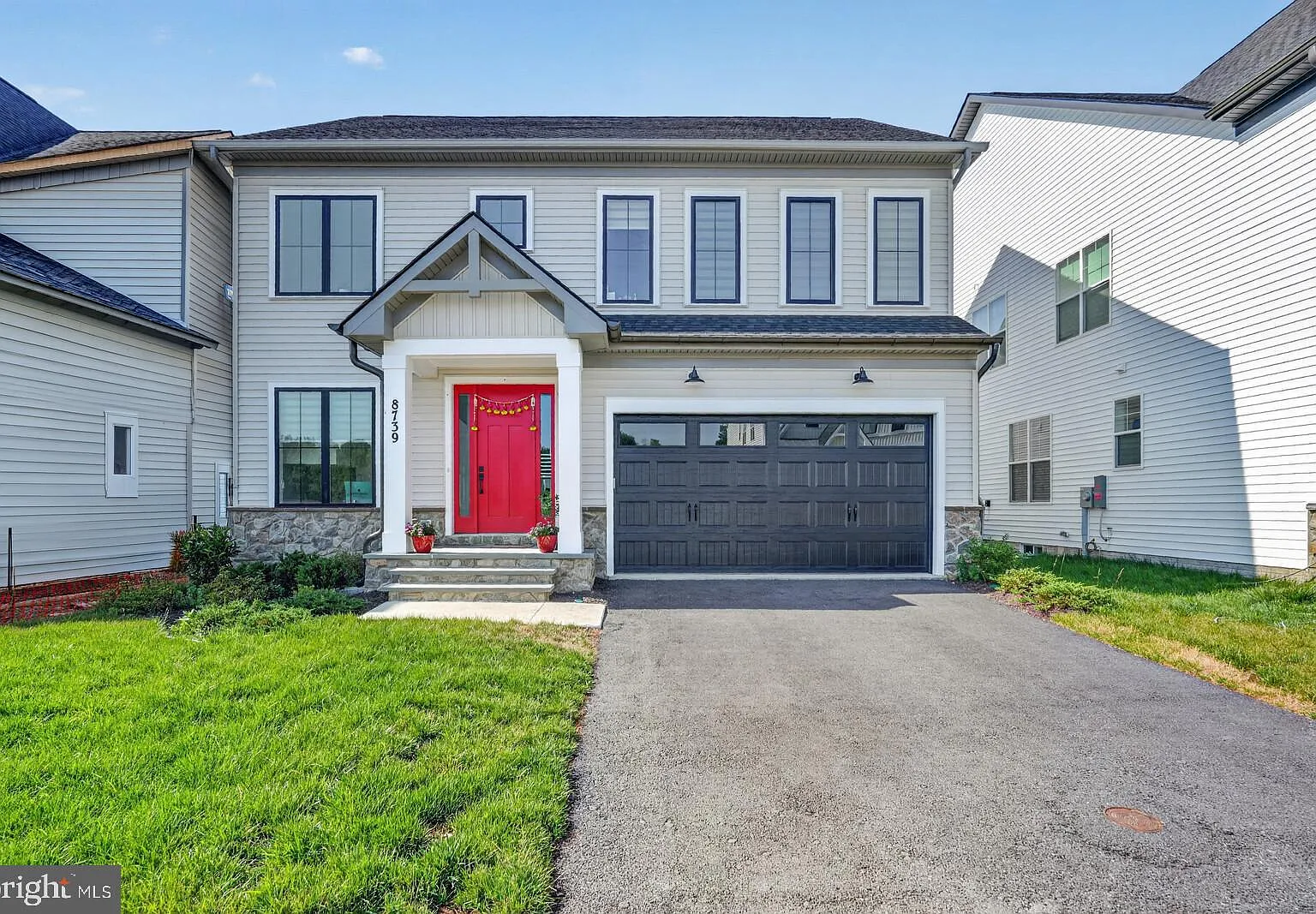 5 bed, 3.5 bath, 3272 sqft, $3,850 — Photo 2