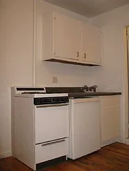 Rented by Tower Brokerage