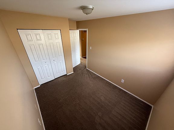 3rd image of 155 E Jenness Ln