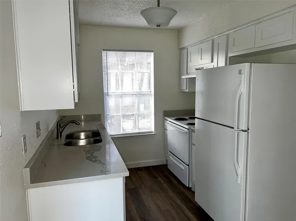 5408 Atascosa Dr #B, Austin, TX 78744