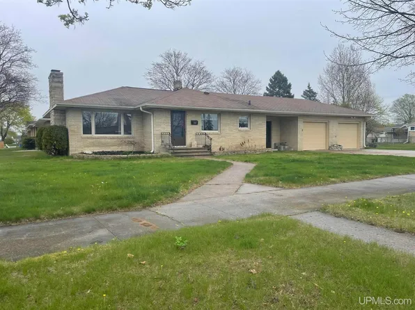 1926 10th Ave N, Escanaba, MI 49829