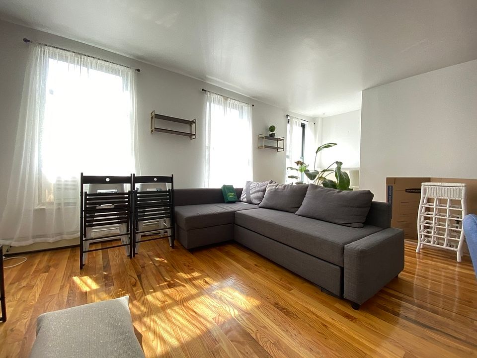 1st image of 383 Cumberland St #2
