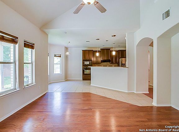 2nd image of 8050 Grissom Brk