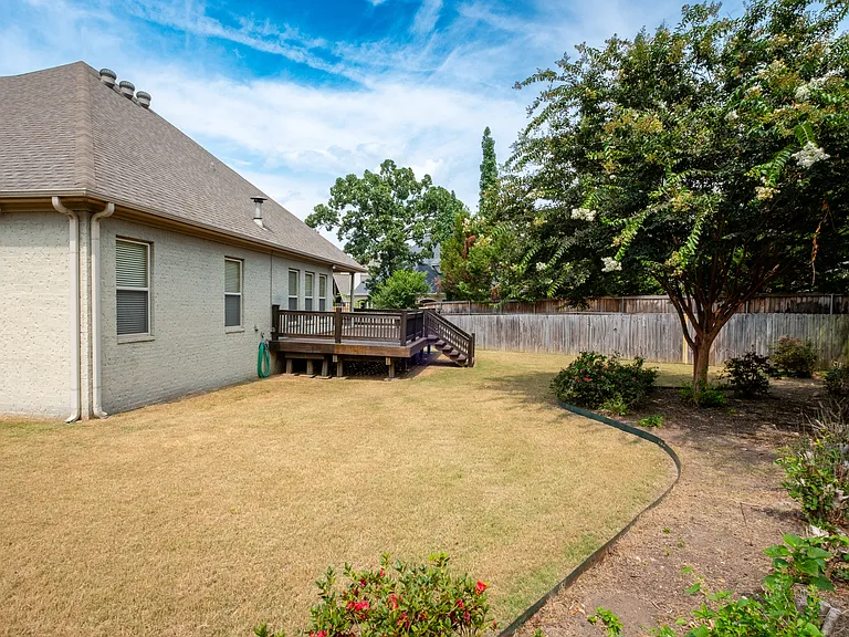 9 Willow Cv — Photo 41