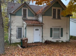 204 Independence Ave, Clarks Grove, MN 56016