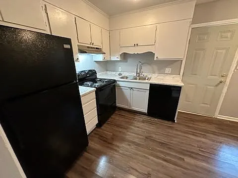 103 Royal Forest Ct — Photo 4