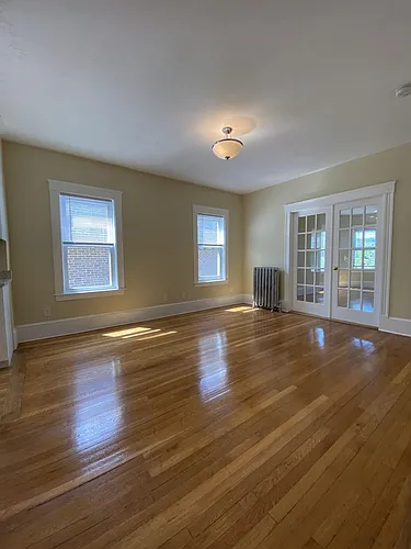 305 Tappan St #3 Photo 1