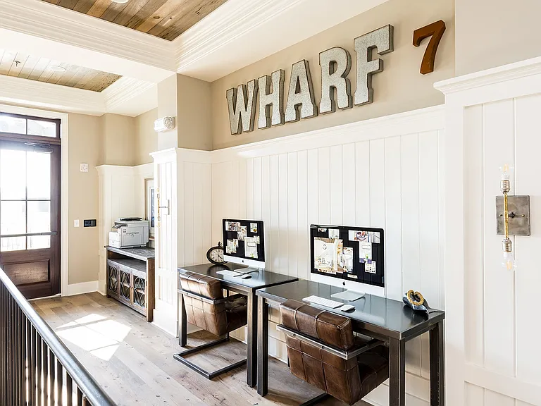 Wharf 7 — Photo 17