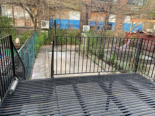 Rented by Douglas Elliman | media 19