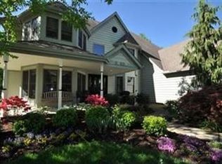 30939 Riviera Ln, Westlake, OH