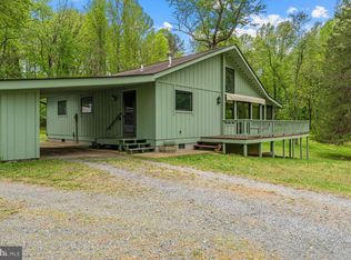 68 Grand View Rd, Washington, VA 22747