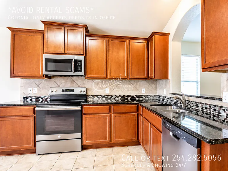 5819 Ambrose Cir — Photo 6