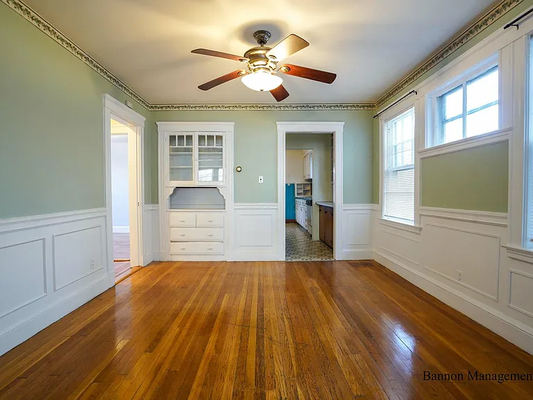 81 Beechcroft St #1 — Photo 9