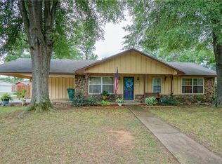 1136 Eastwood Dr, Booneville, AR 72927