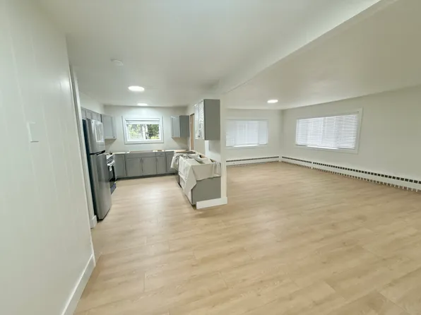 400 Dailey Ave APT 2, Anchorage, AK 99515