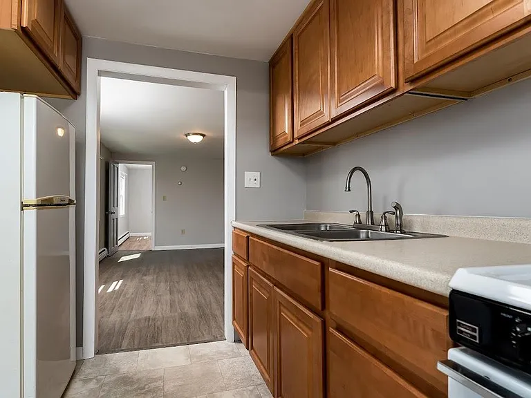 139 Cony St #7 — Photo 5