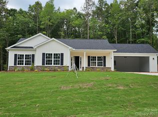 1986 Hollybrook Ln, Lancaster, SC 29720