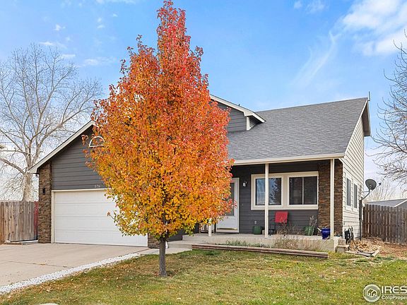 3rd image of 576 S Honeylocust Ct