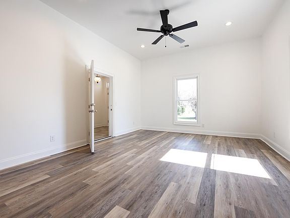 Front entrance to living room/kitchen space.