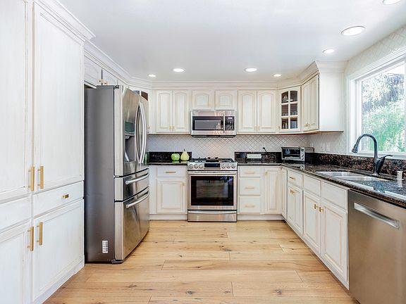 5th image of 1193 Kelsford Ct