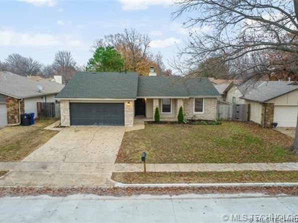 1801 N Cypress Ave