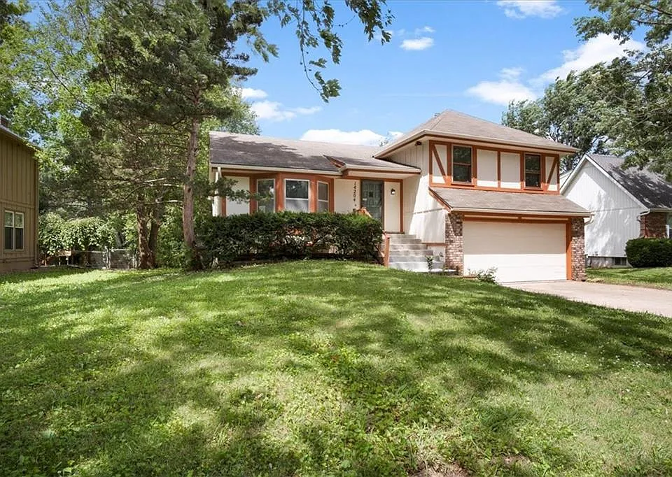 14204 S Raintree Dr