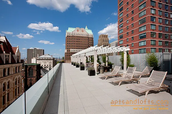 Rented by aptsandlofts.com | media 40