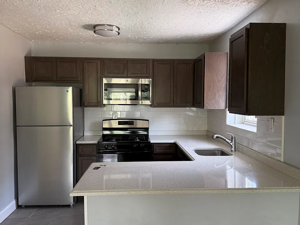 300 Westfield Ave E #2