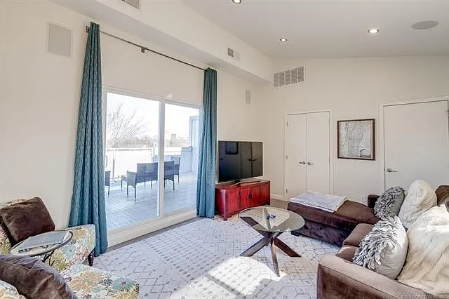 1414 S Quincy Ave #B — Photo 12