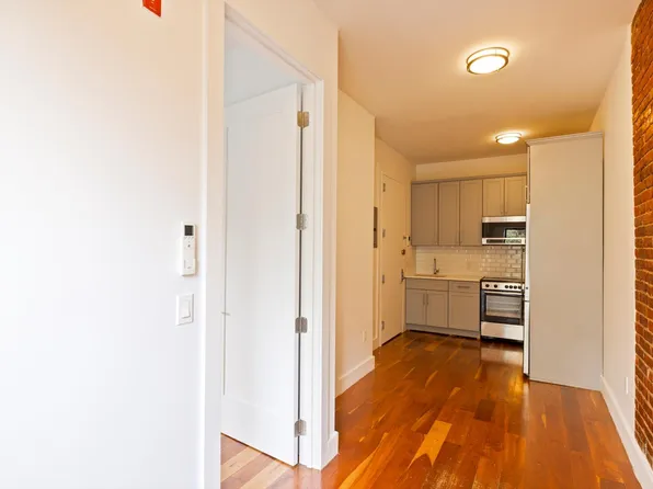 255 West 136th Street image 6 of 9