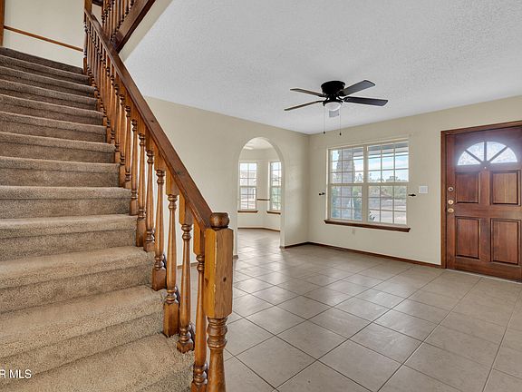 4th image of 700 Dorsey Dr