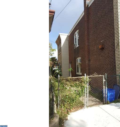 Building Photo 4