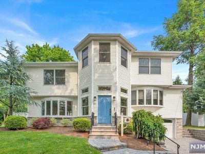 297 Schraalenburgh Rd, Closter, NJ, 07624